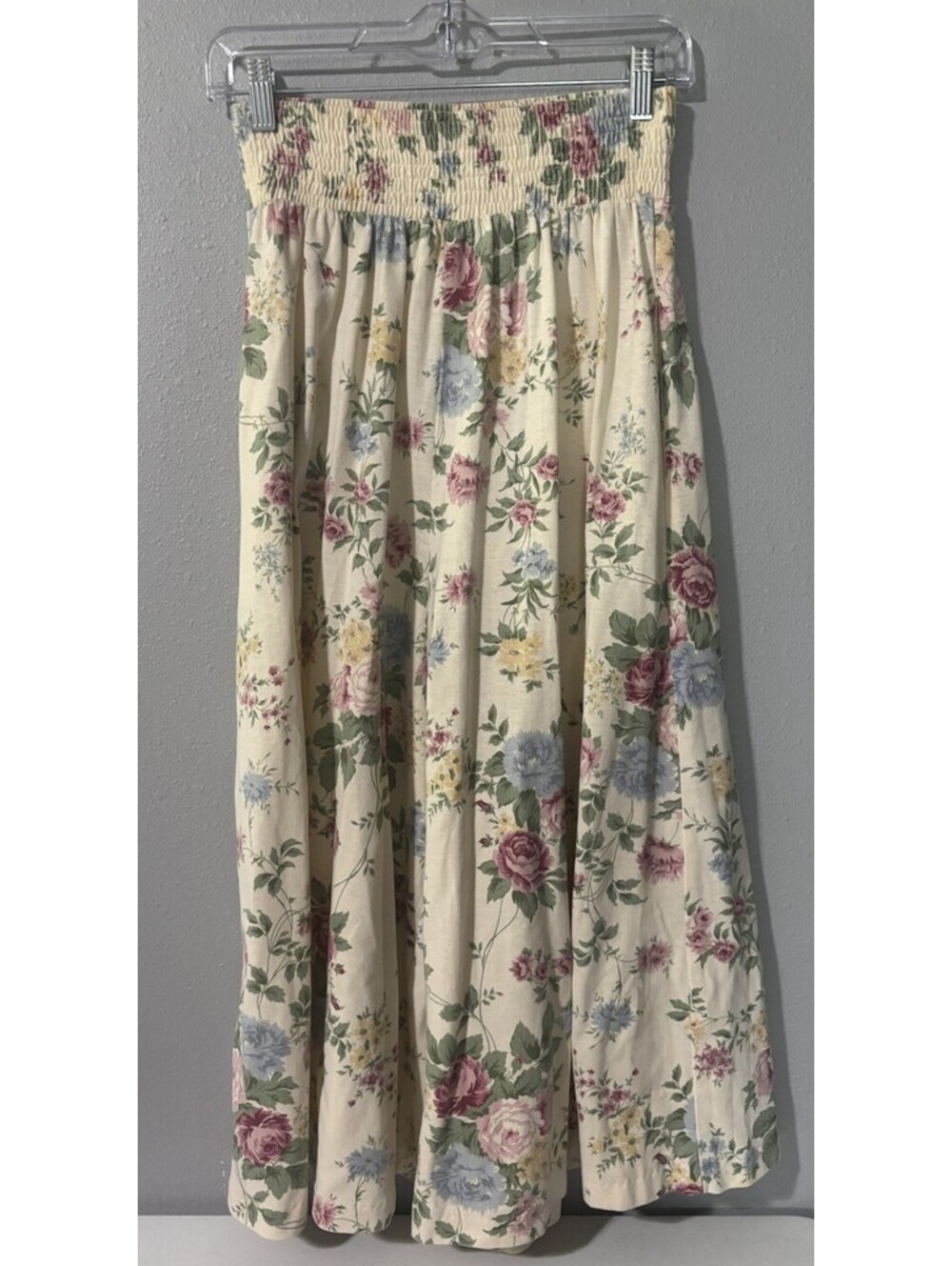 Paquette Floral Culattes Smocked Waistband Flirty Floral Cottage Core Size M